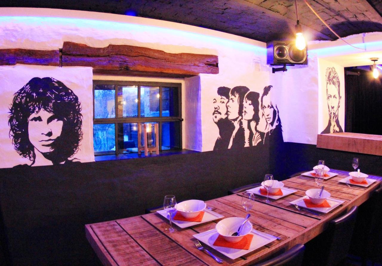 B&B Music City Wibrin Екстериор снимка